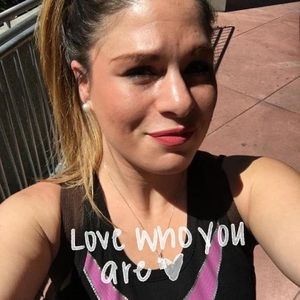 Meet your Posher, Breanna